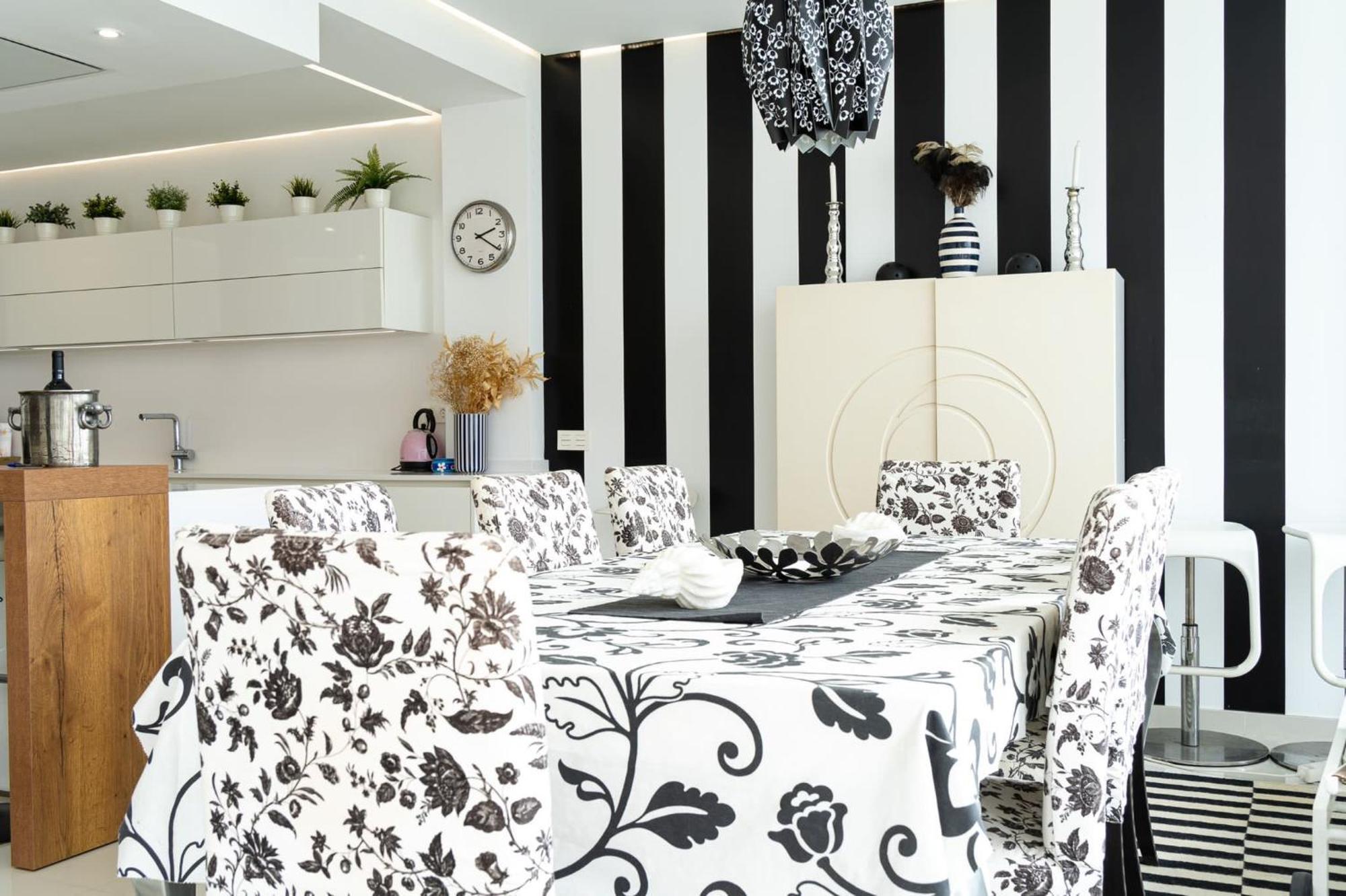 Rumah liburan Beachfront House Marbella